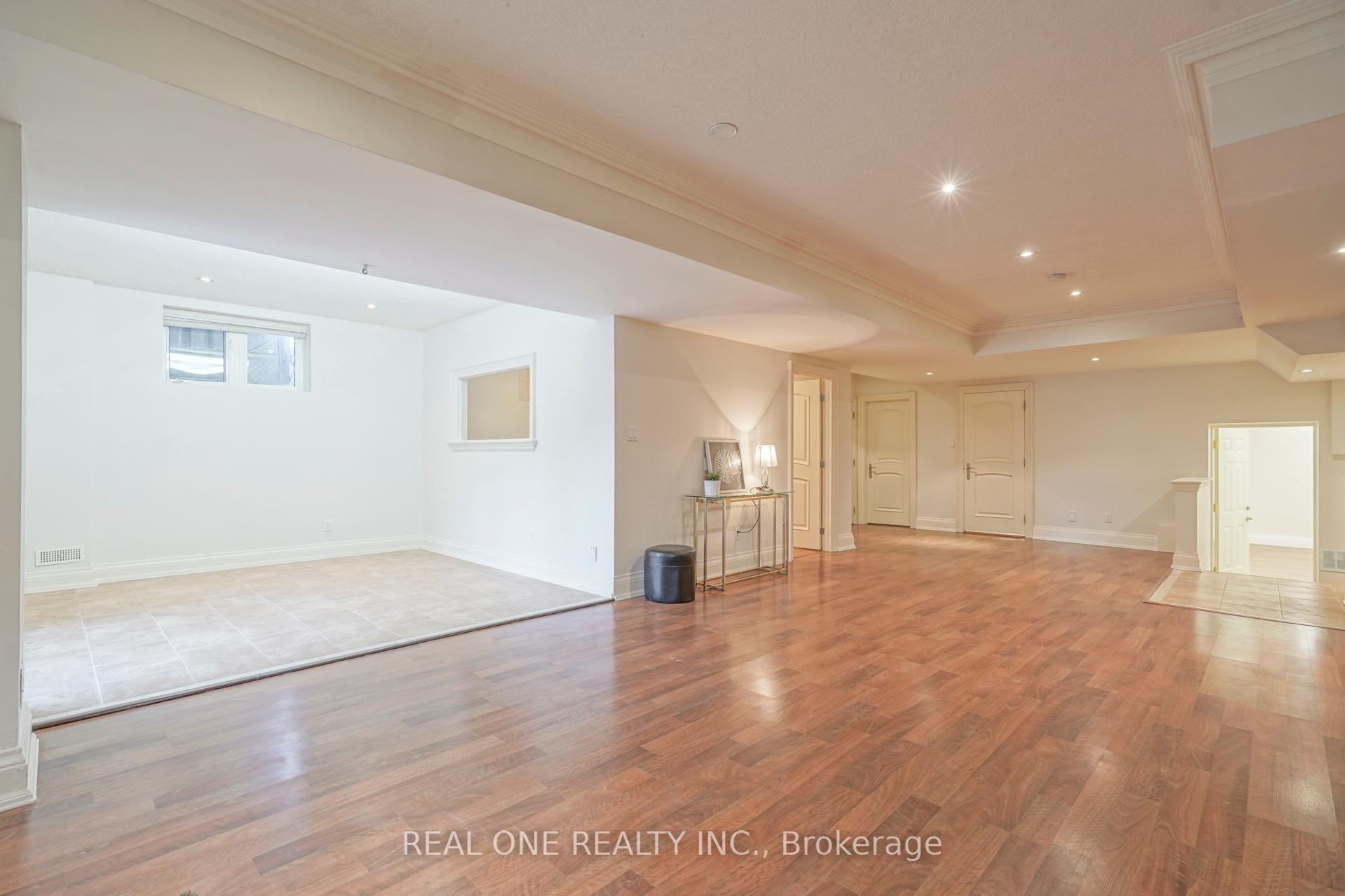 231 Churchill Ave S, Toronto, ON M2R1E2 | 4 Bedroom 5 Bathroom Detached House | Image 37