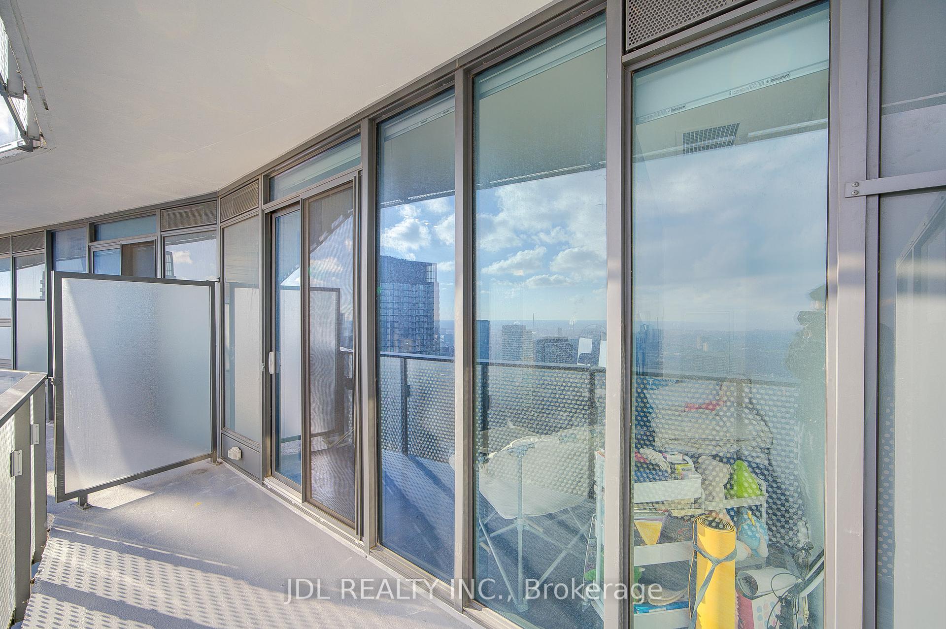 11 Wellesley St W, Toronto, ON M4Y0G4 | 0 Bedroom 1 Bathroom Condo Apt | Image 24