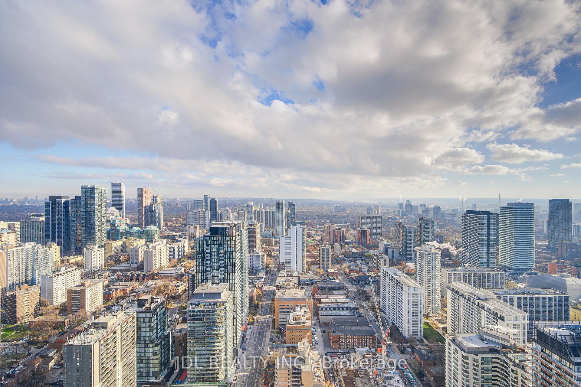 11 Wellesley St W, Toronto, ON M4Y0G4 | 0 Bedroom 1 Bathroom Condo Apt | Image 26