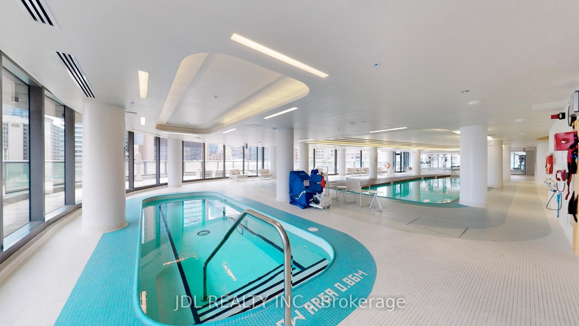 11 Wellesley St W, Toronto, ON M4Y0G4 | 0 Bedroom 1 Bathroom Condo Apt | Image 32