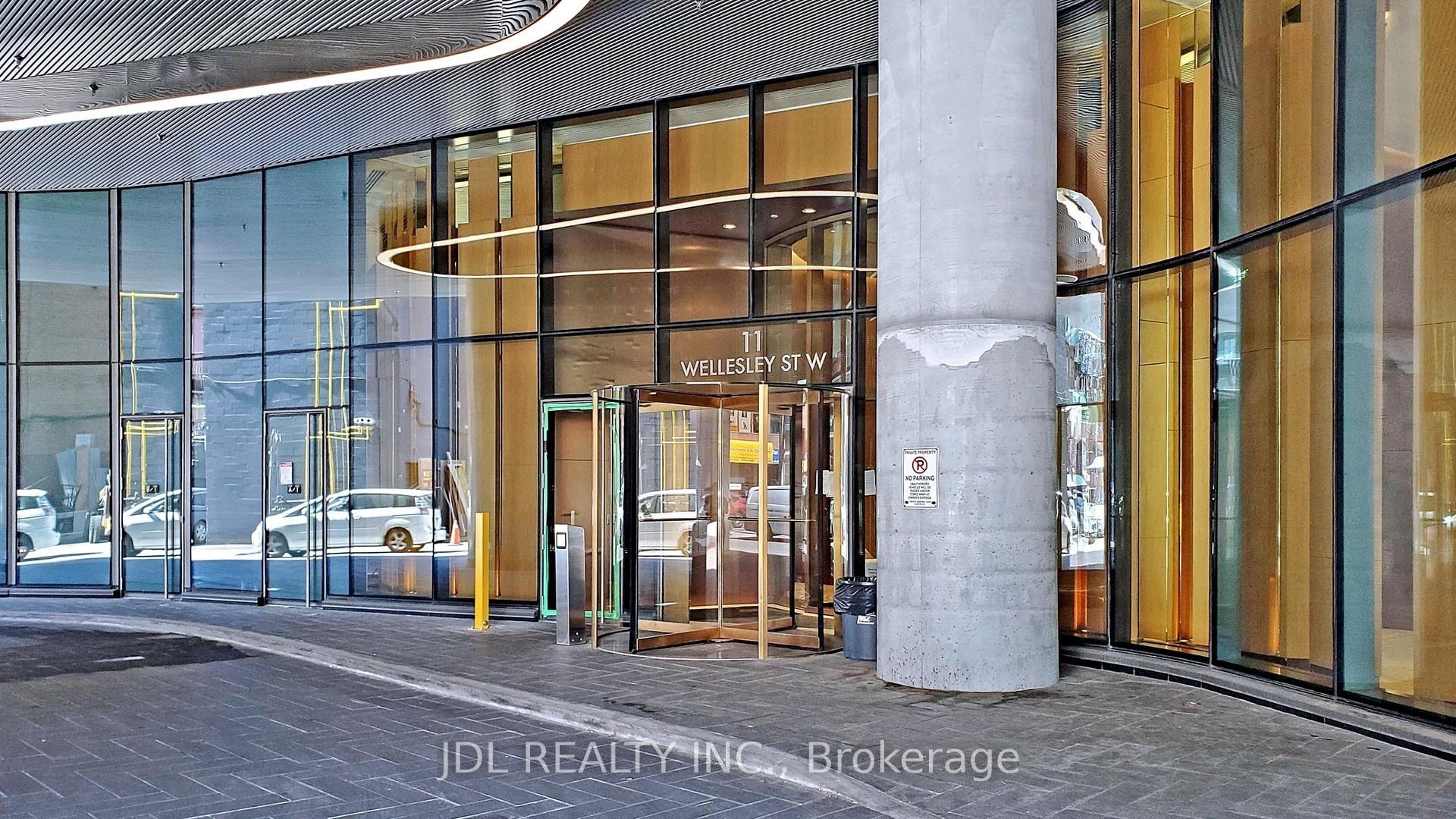 11 Wellesley St W, Toronto, ON M4Y0G4 | 0 Bedroom 1 Bathroom Condo Apt | Image 4