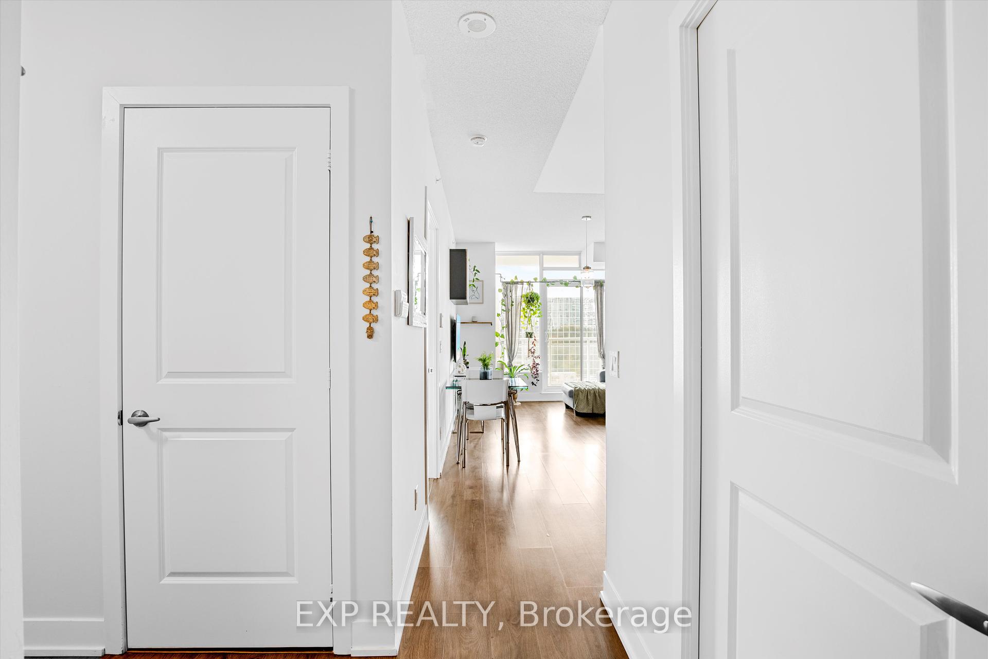 #609 - 68 Merton St, Toronto, ON M4S0A7 | 1 Bedroom 2 Bathroom Condo Apt | Image 3