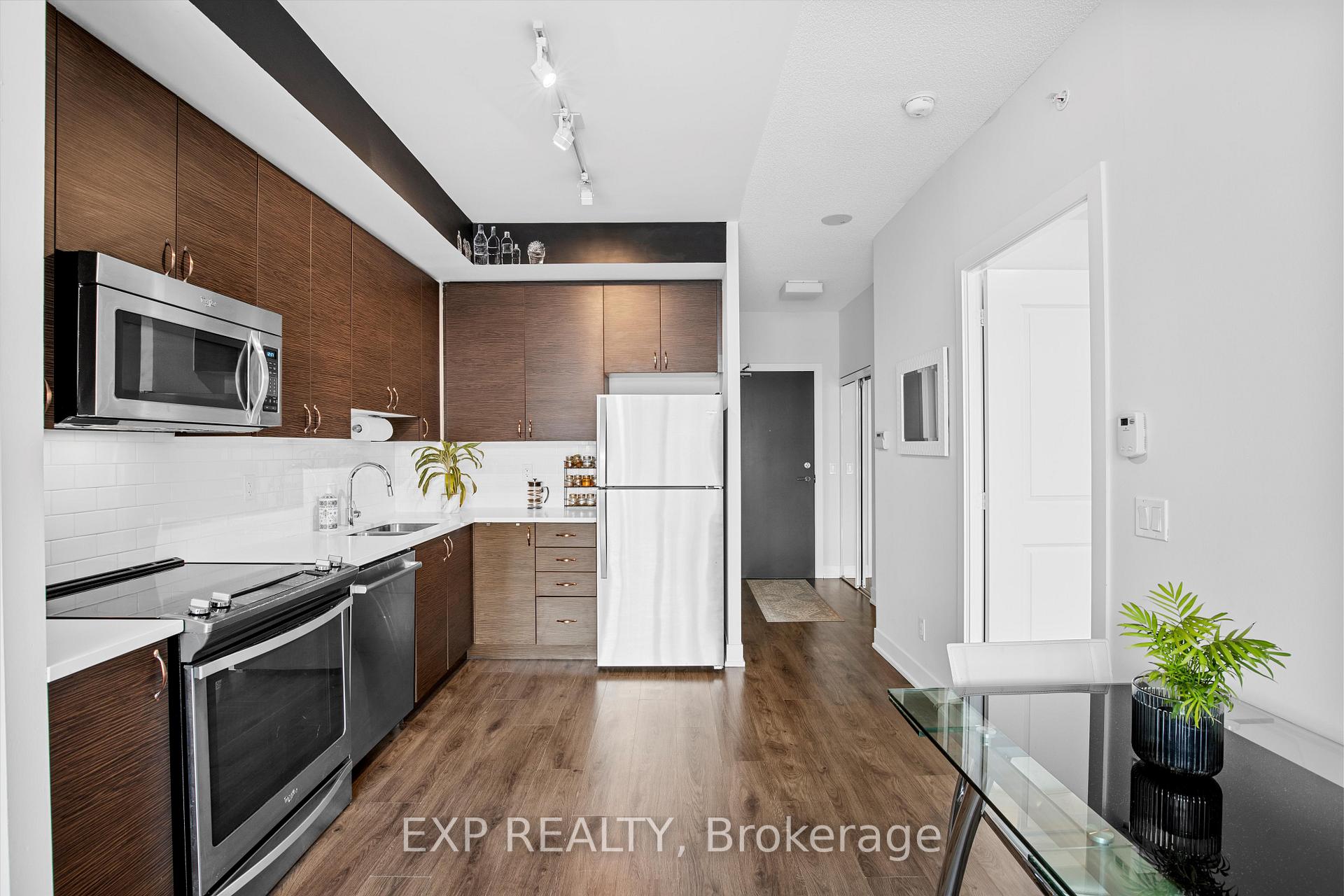 #609 - 68 Merton St, Toronto, ON M4S0A7 | 1 Bedroom 2 Bathroom Condo Apt | Image 9