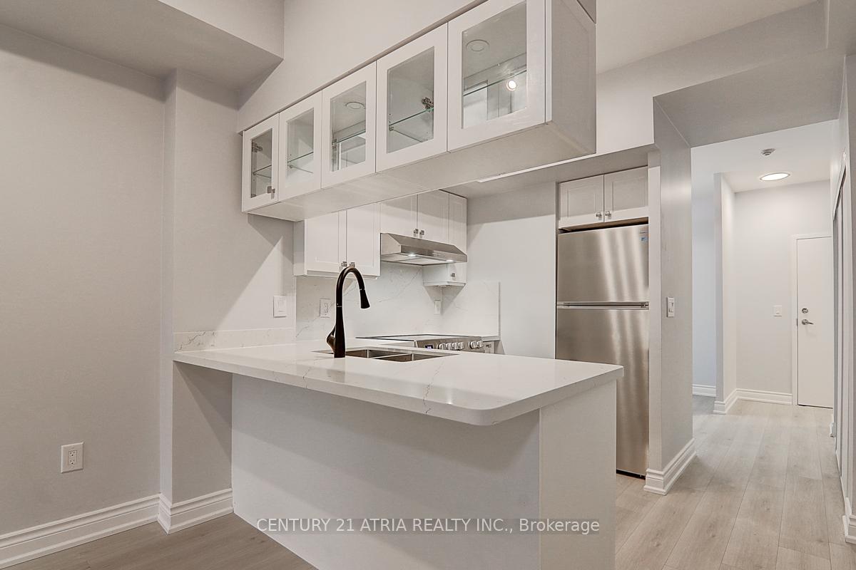 #716 - 909 Bay St, Toronto, ON M5S3G2 | 0 Bedroom 1 Bathroom Condo Apt | Image 11