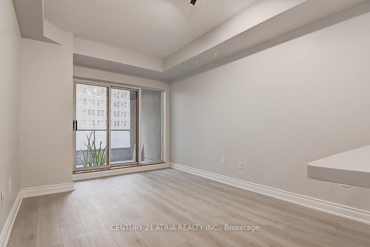 #716 - 909 Bay St, Toronto, ON M5S3G2 | 0 Bedroom 1 Bathroom Condo Apt | Image 12