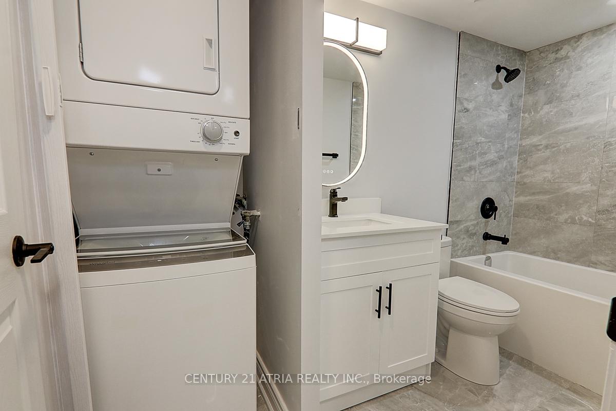 #716 - 909 Bay St, Toronto, ON M5S3G2 | 0 Bedroom 1 Bathroom Condo Apt | Image 15