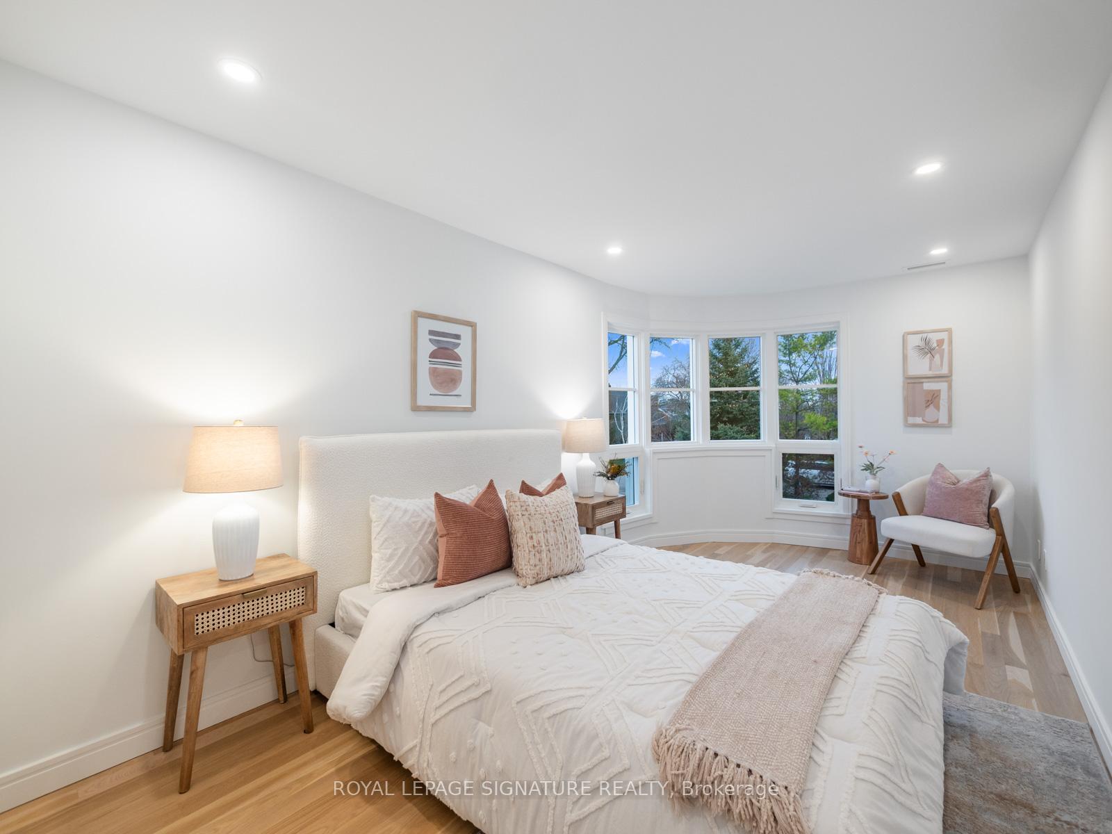 61 Bennington Heights Dr, Toronto, ON M4G1A8 | 4 Bedroom 4 Bathroom Detached House | Image 26
