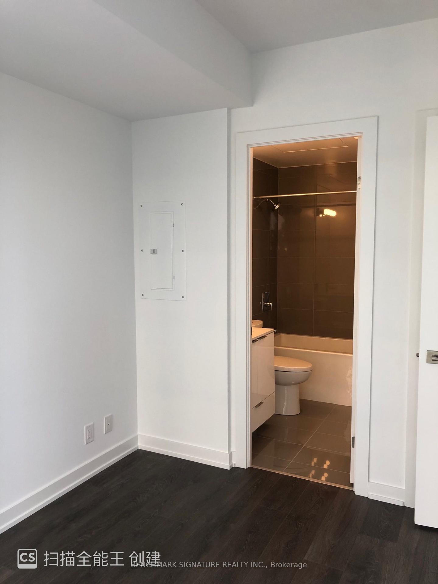 #901 - 609 Avenue Rd, Toronto, ON M4V2K3 | 1 Bedroom 2 Bathroom Condo Apt | Image 6