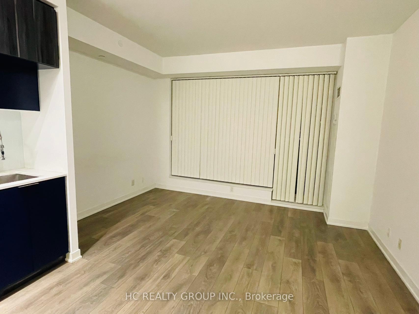 #910 - 28 Avondale Ave, Toronto, ON M2N0K2 | 1 Bedroom 1 Bathroom Condo Apt | Image 4