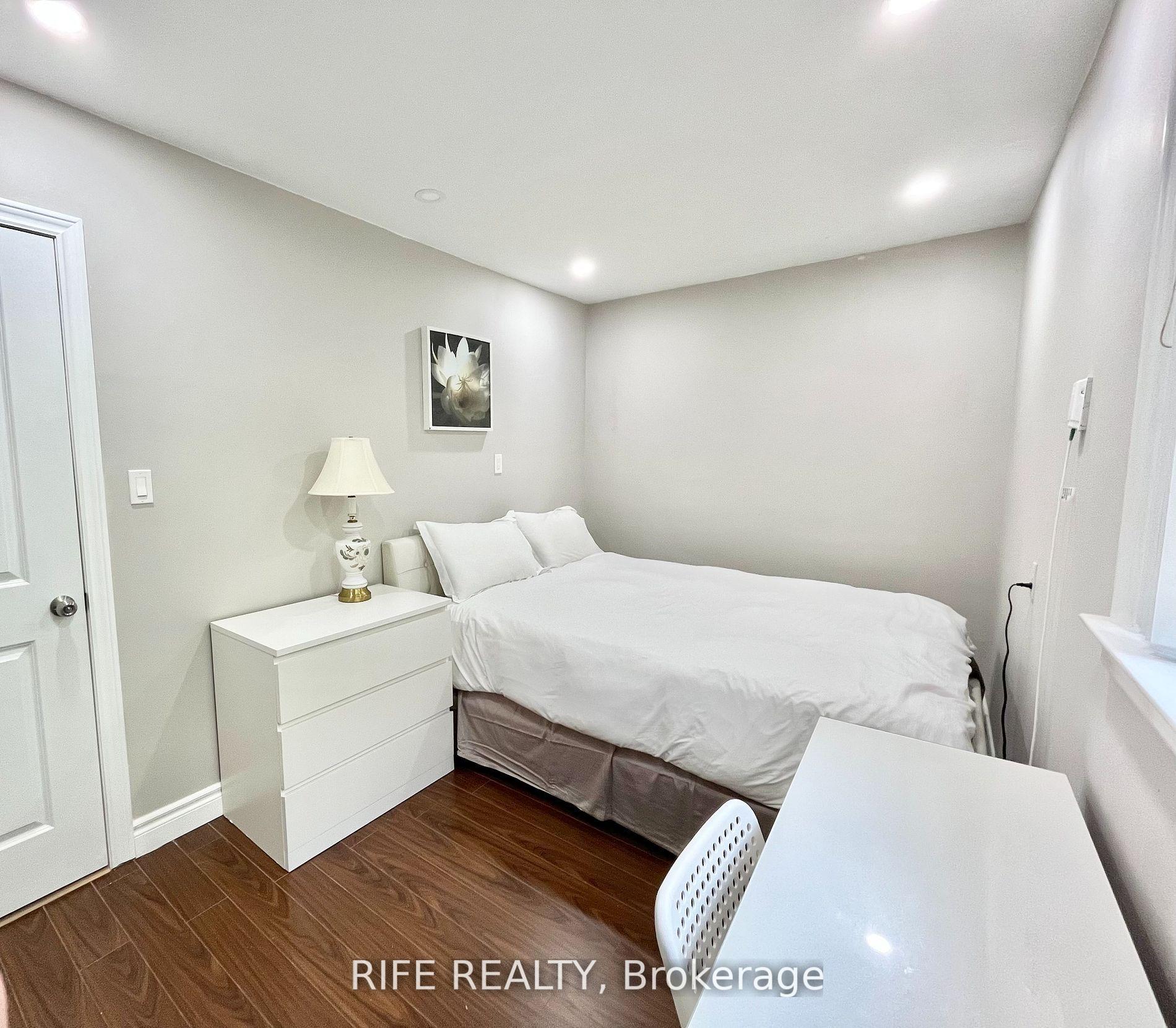 298 Empress Ave, Toronto, ON M2N3V4 | 4 Bedroom 3 Bathroom Detached House | Image 20