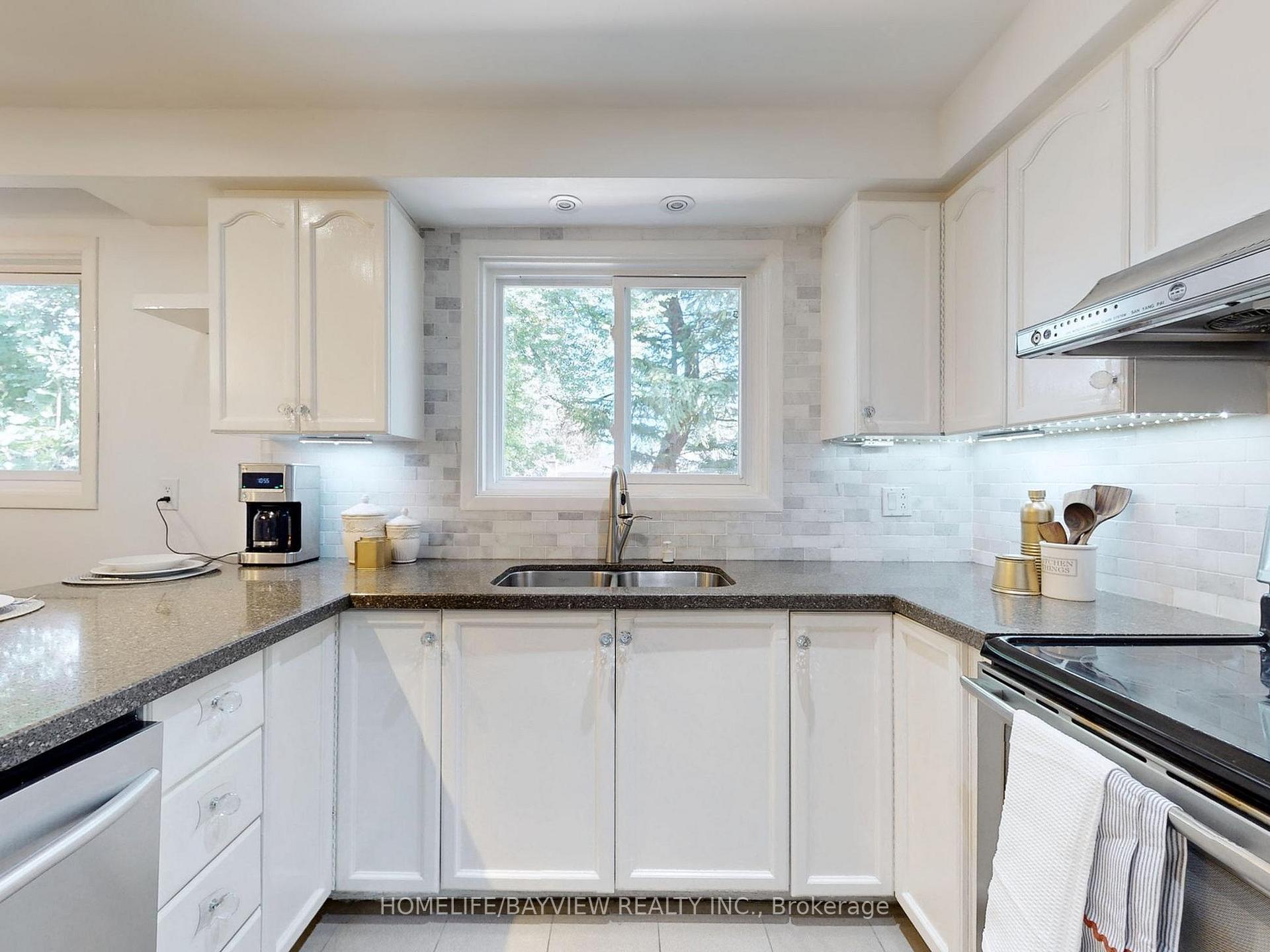 2 Fleming Dr, Toronto, ON M2K2Y3 | 4 Bedroom 4 Bathroom Detached House | Image 11