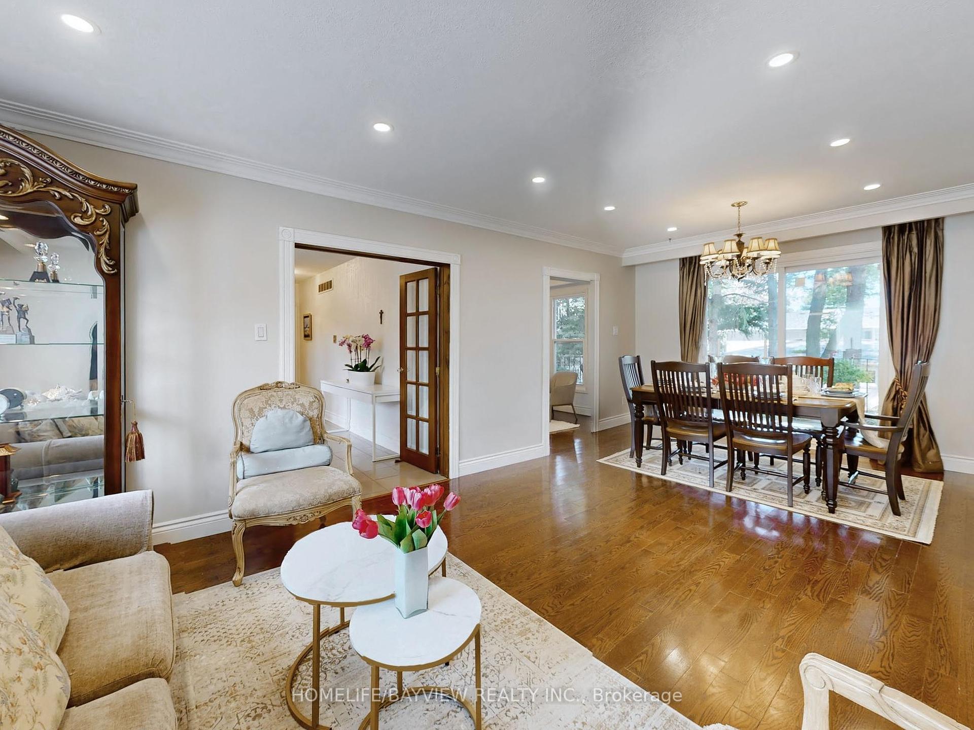 2 Fleming Dr, Toronto, ON M2K2Y3 | 4 Bedroom 4 Bathroom Detached House | Image 3