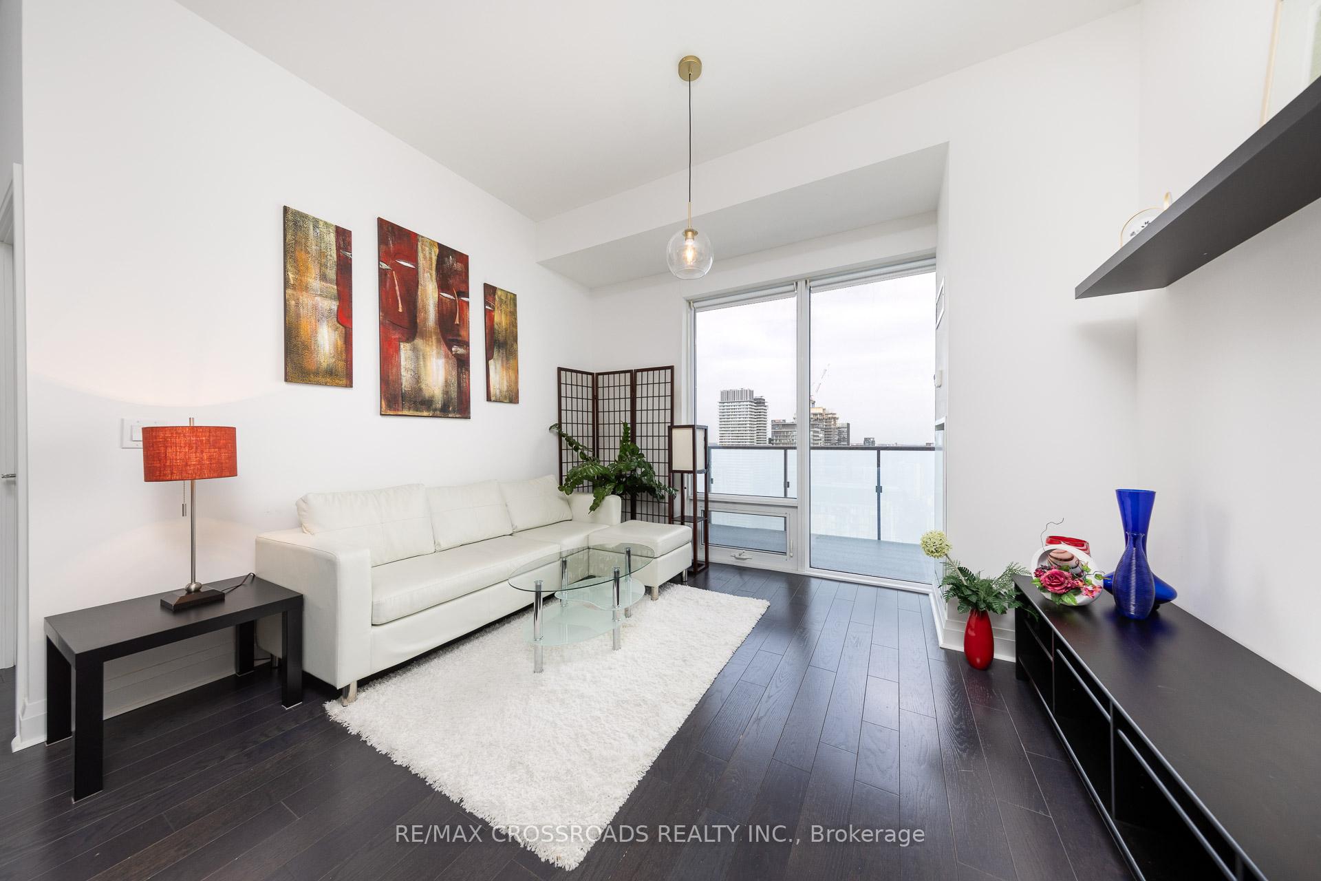 #4509 - 1080 Bay St, Toronto, ON M5S0A5 | 2 Bedroom 2 Bathroom Condo Apt | Image 14