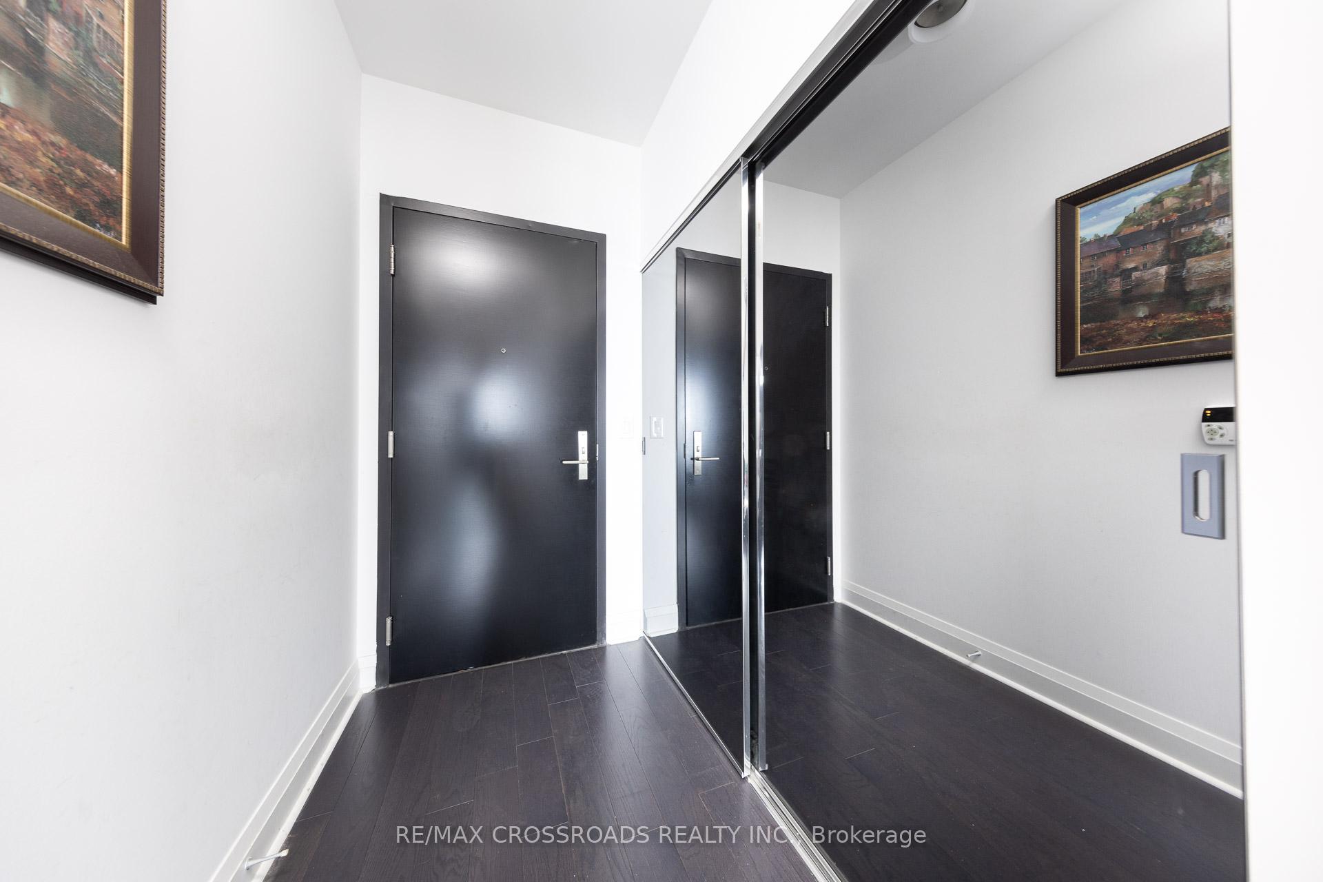 #4509 - 1080 Bay St, Toronto, ON M5S0A5 | 2 Bedroom 2 Bathroom Condo Apt | Image 25