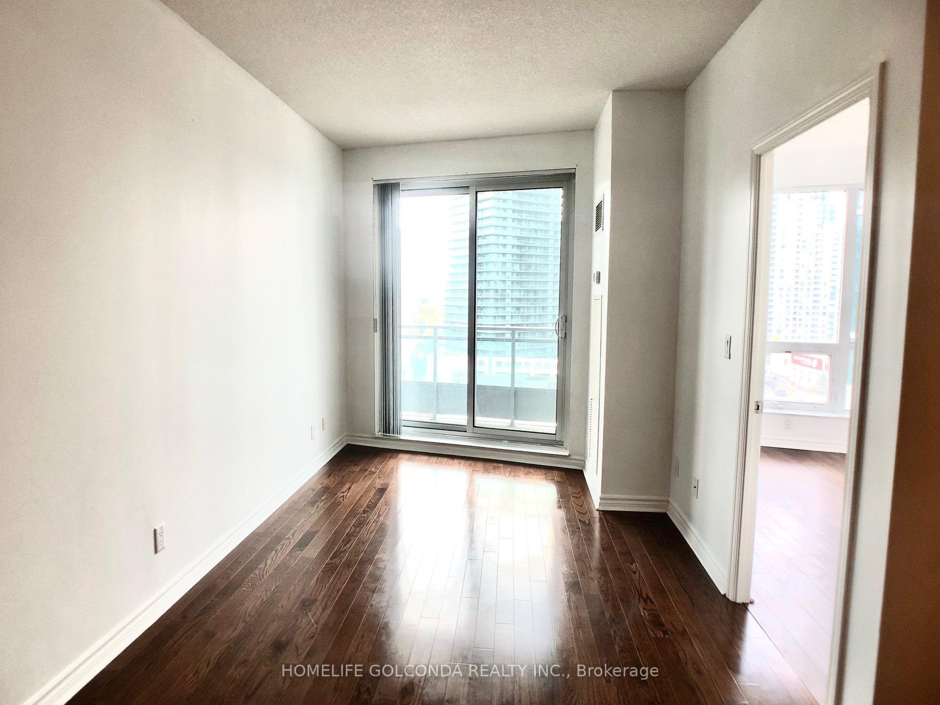 #909 - 18 Holmes Ave, Toronto, ON M2N0E1 | 1 Bedroom 1 Bathroom Condo Apt | Image 1