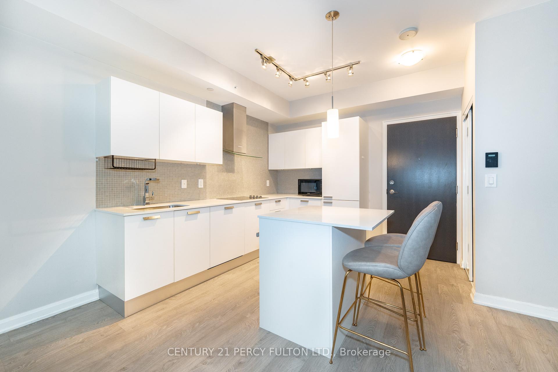 #2105 - 9 Bogert Ave, Toronto, ON M2N5M6 | 1 Bedroom 2 Bathroom Condo Apt | Image 6