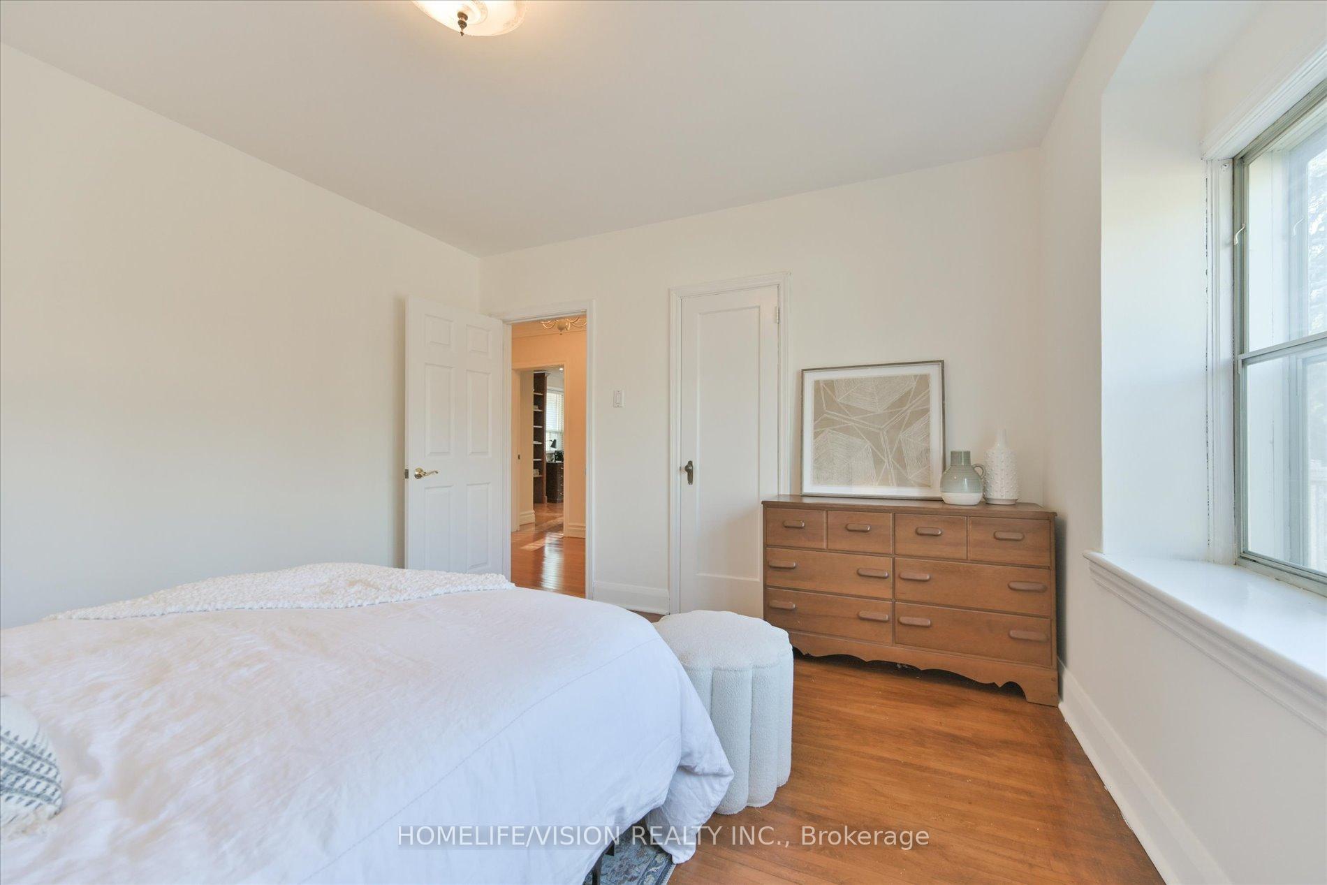 127 Randolph Rd, Toronto, ON M4G3S3 | 2 Bedroom 2 Bathroom Detached House | Image 19