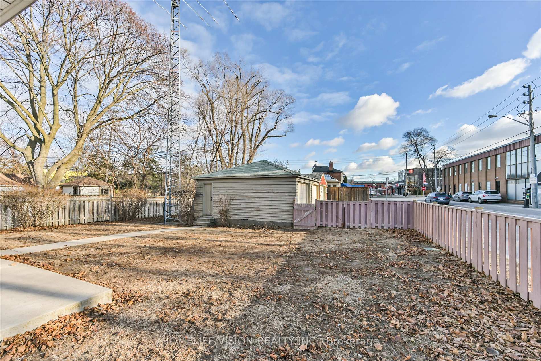 127 Randolph Rd, Toronto, ON M4G3S3 | 2 Bedroom 2 Bathroom Detached House | Image 24