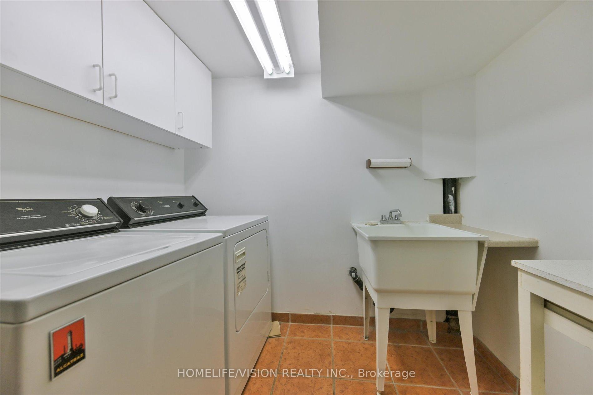 127 Randolph Rd, Toronto, ON M4G3S3 | 2 Bedroom 2 Bathroom Detached House | Image 39