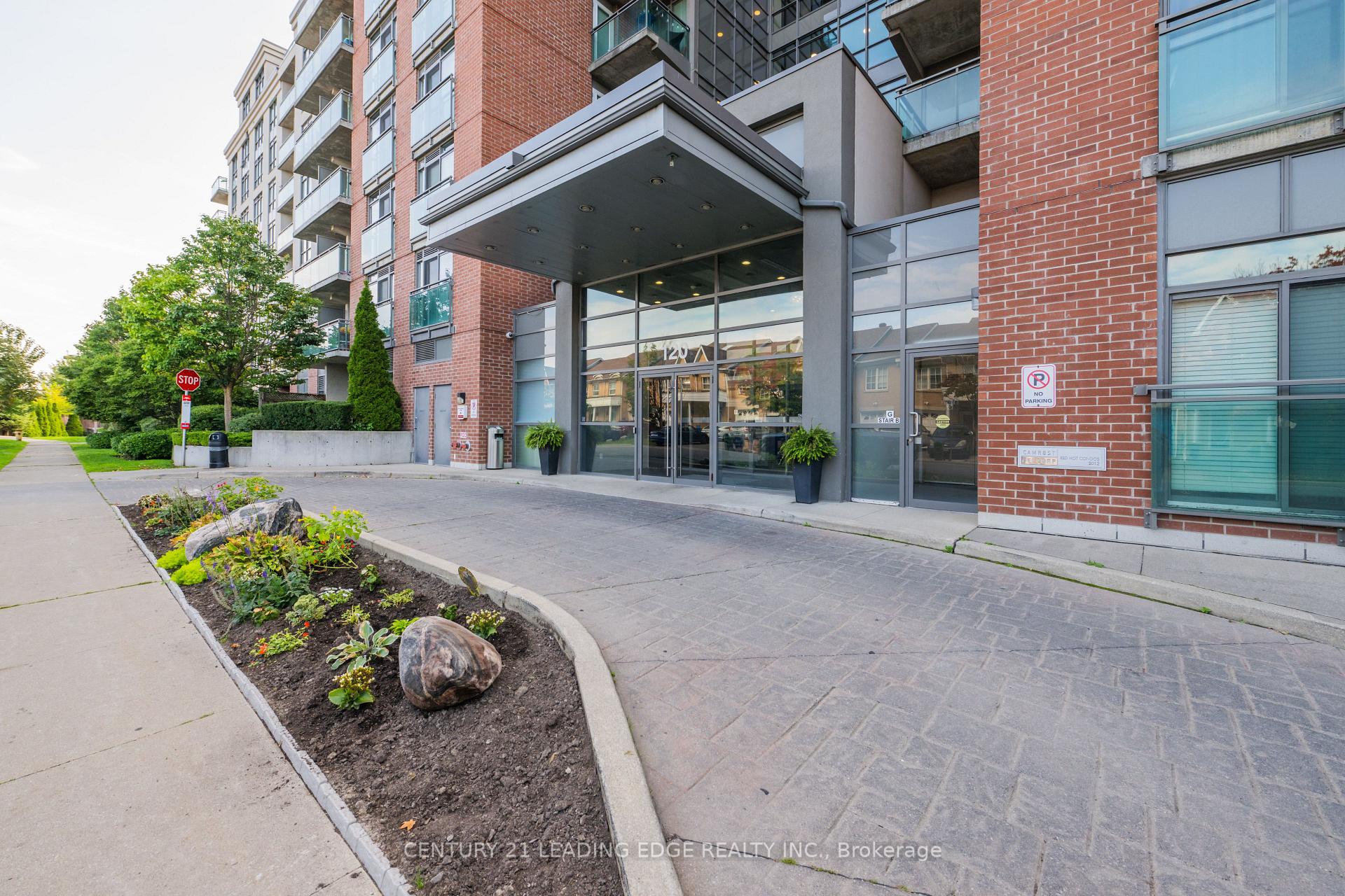 #128 - 120 Dallimore Circ, Toronto, ON M3C4J1 | 2 Bedroom 1 Bathroom Condo Apt | Image 3