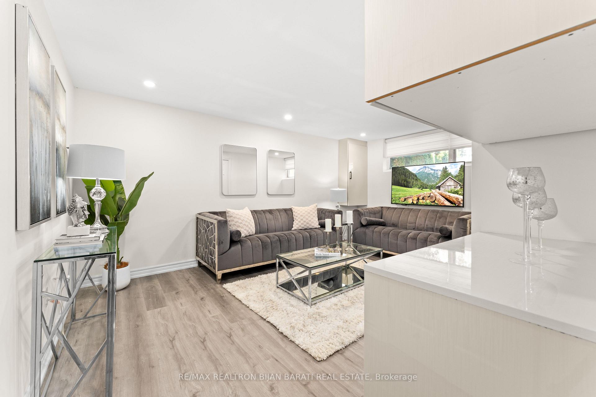 17 Wyvern Rd, Toronto, ON M2K2K3 | 4 Bedroom 5 Bathroom Detached House | Image 25