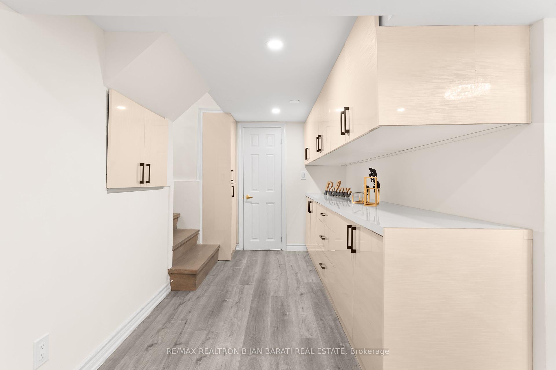 17 Wyvern Rd, Toronto, ON M2K2K3 | 4 Bedroom 5 Bathroom Detached House | Image 34