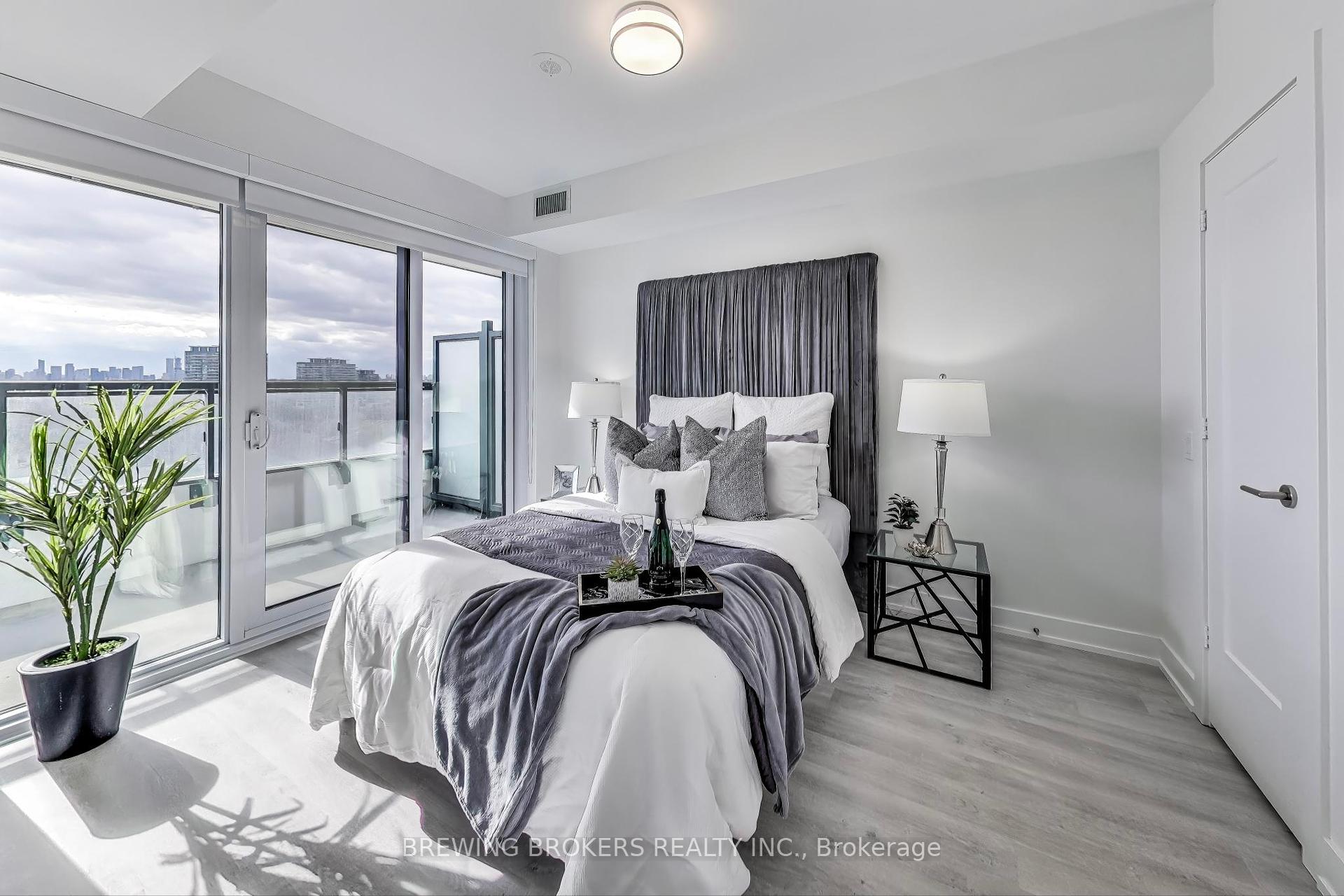 #933 - 20 Inn On The Park Dr, Toronto, ON M3C0P8 | 2 Bedroom 2 Bathroom Condo Apt | Image 17