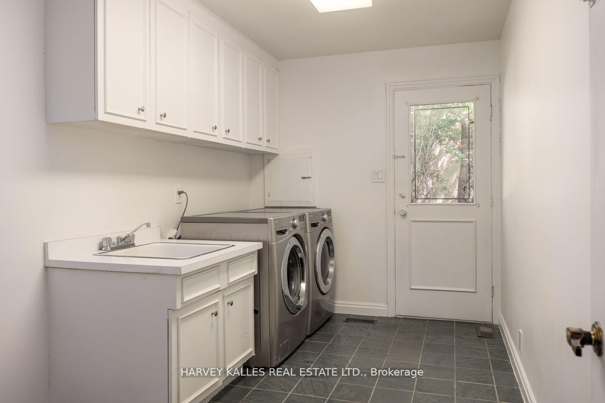 15 Old Colony Rd, Toronto, ON M2L2J7 | 4 Bedroom 6 Bathroom Detached House | Image 20