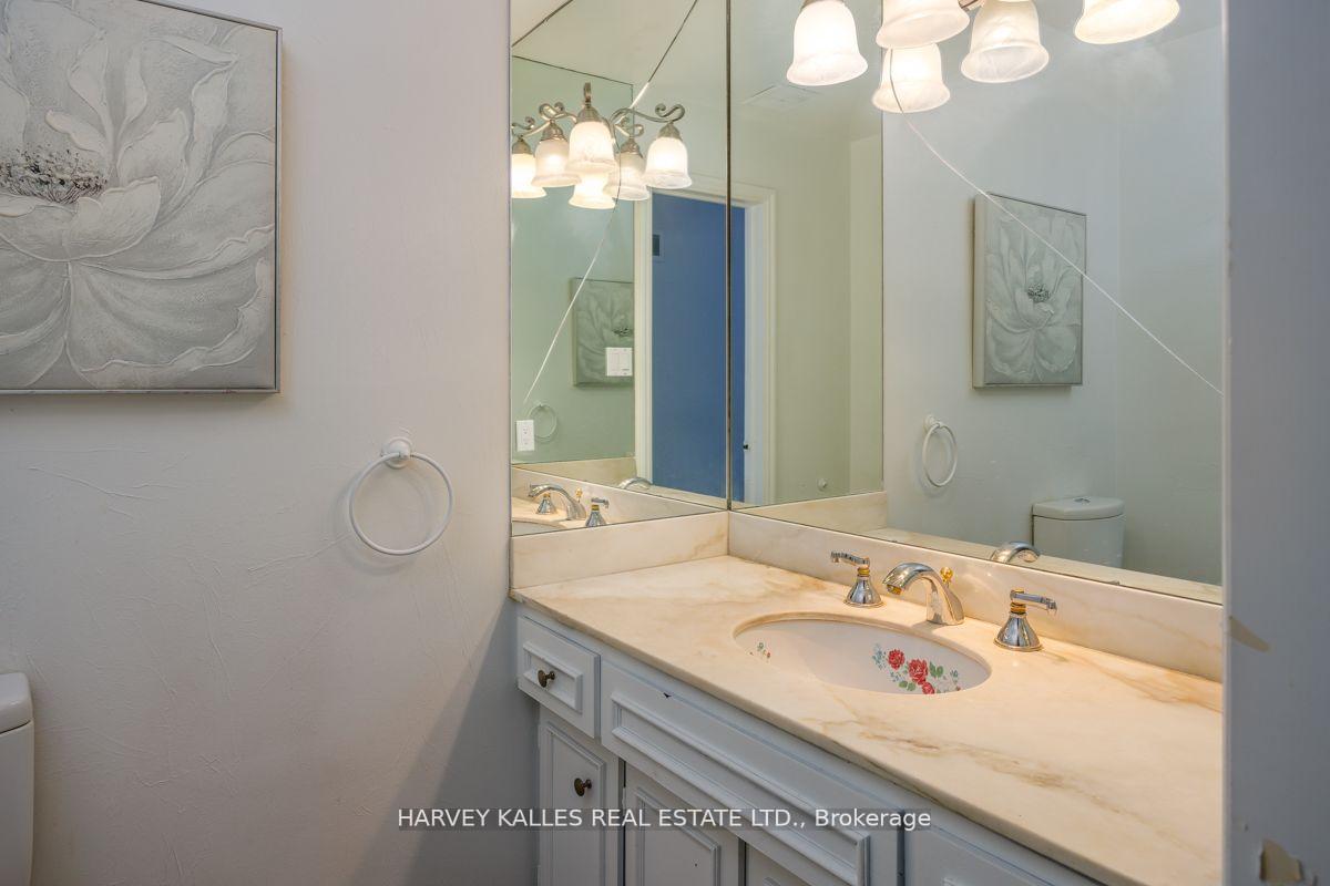 15 Old Colony Rd, Toronto, ON M2L2J7 | 4 Bedroom 6 Bathroom Detached House | Image 21