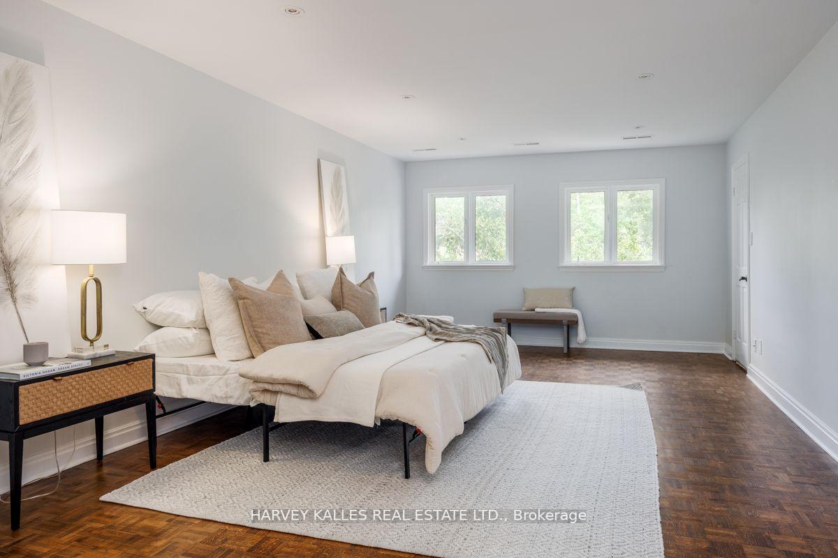 15 Old Colony Rd, Toronto, ON M2L2J7 | 4 Bedroom 6 Bathroom Detached House | Image 24