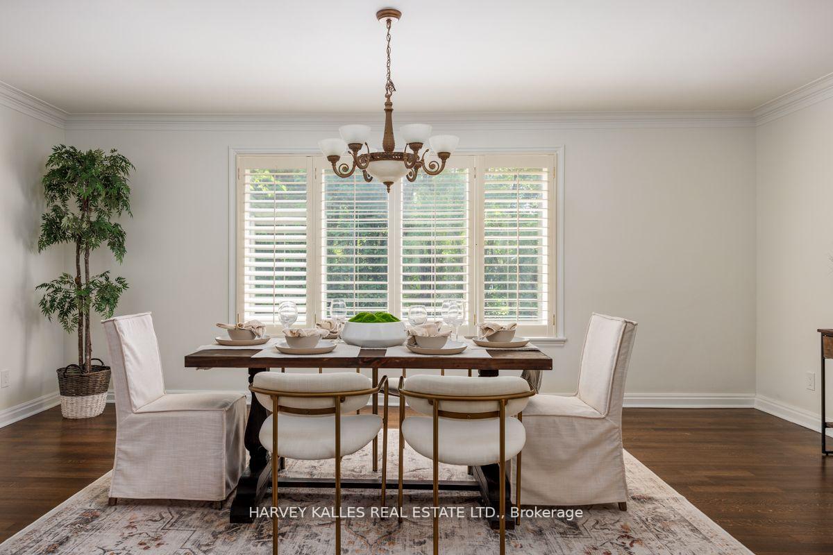 15 Old Colony Rd, Toronto, ON M2L2J7 | 4 Bedroom 6 Bathroom Detached House | Image 9