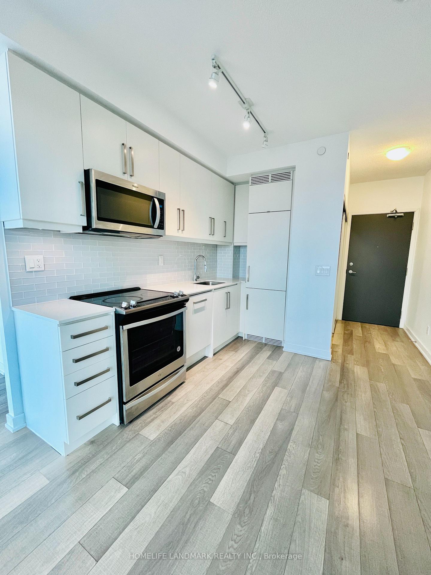 #1801 - 5180 Yonge St, Toronto, ON M2N5P6 | 2 Bedroom 2 Bathroom Condo Apt | Image 5