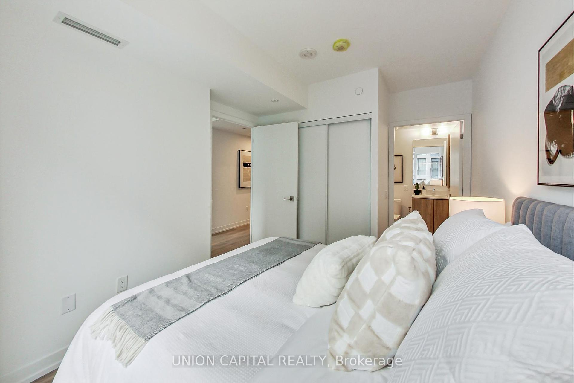#903 - 82 Dalhousie St, Toronto, ON M5B0C5 | 3 Bedroom 2 Bathroom Condo Apt | Image 11