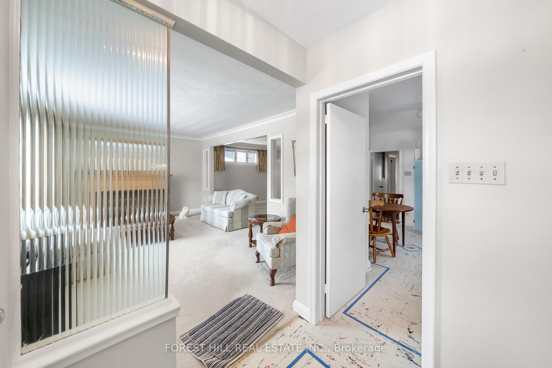 208 Park Home Ave, Toronto, ON M2R1A2 | 3 Bedroom 2 Bathroom Detached House | Image 11