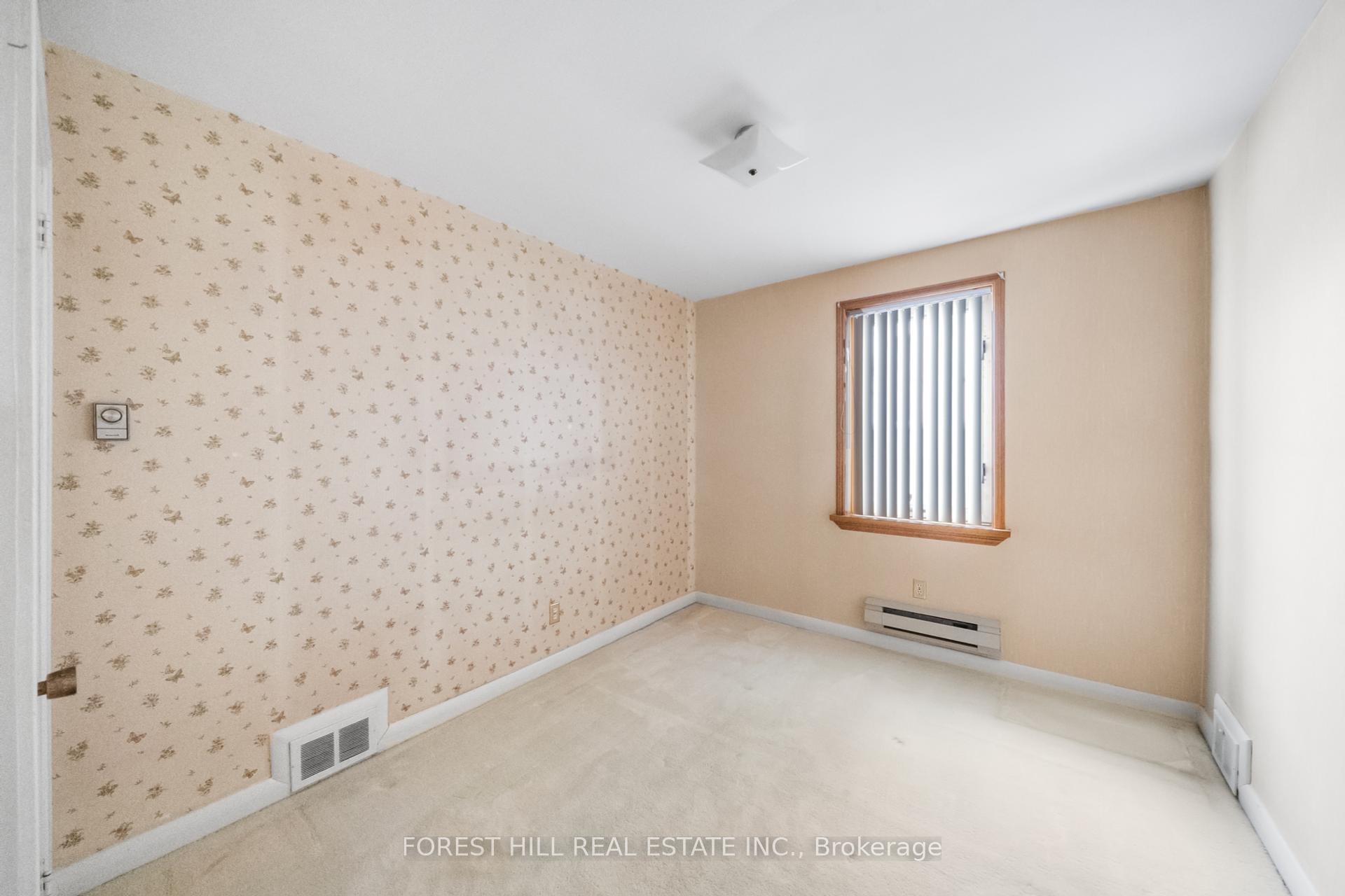 208 Park Home Ave, Toronto, ON M2R1A2 | 3 Bedroom 2 Bathroom Detached House | Image 15