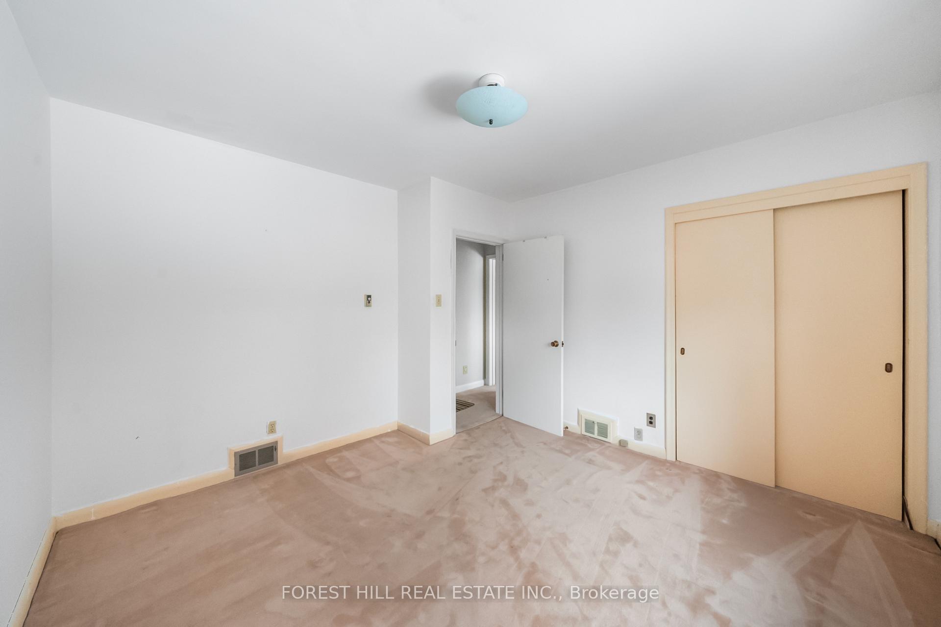 208 Park Home Ave, Toronto, ON M2R1A2 | 3 Bedroom 2 Bathroom Detached House | Image 18