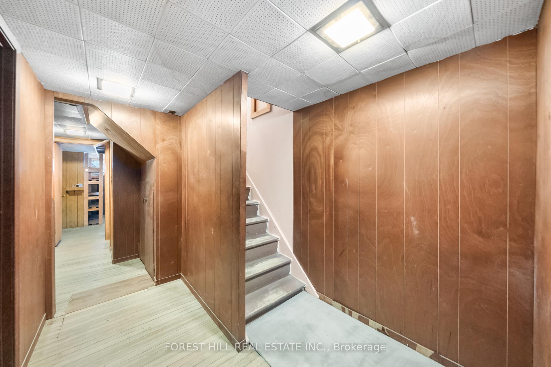 208 Park Home Ave, Toronto, ON M2R1A2 | 3 Bedroom 2 Bathroom Detached House | Image 23