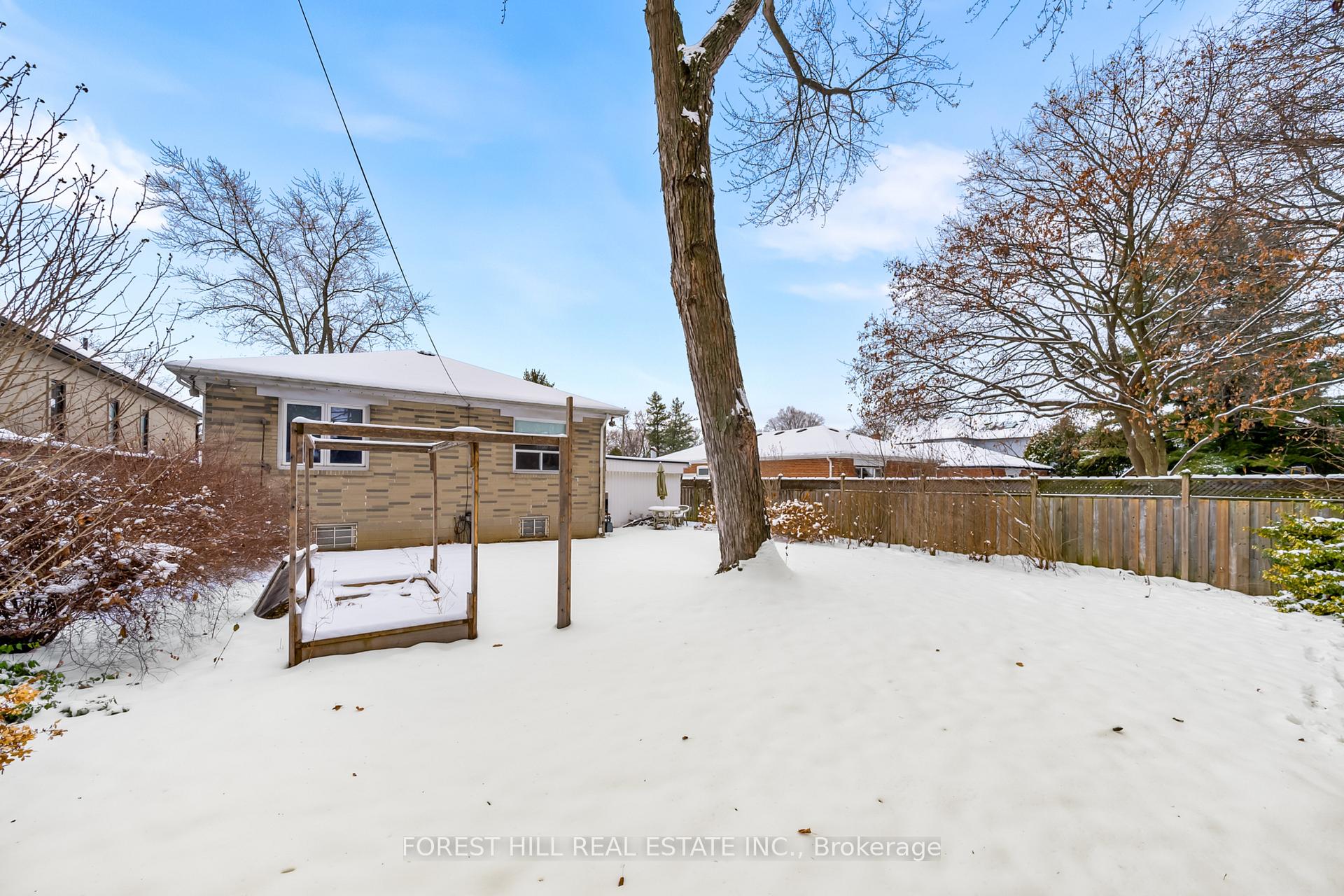 208 Park Home Ave, Toronto, ON M2R1A2 | 3 Bedroom 2 Bathroom Detached House | Image 29