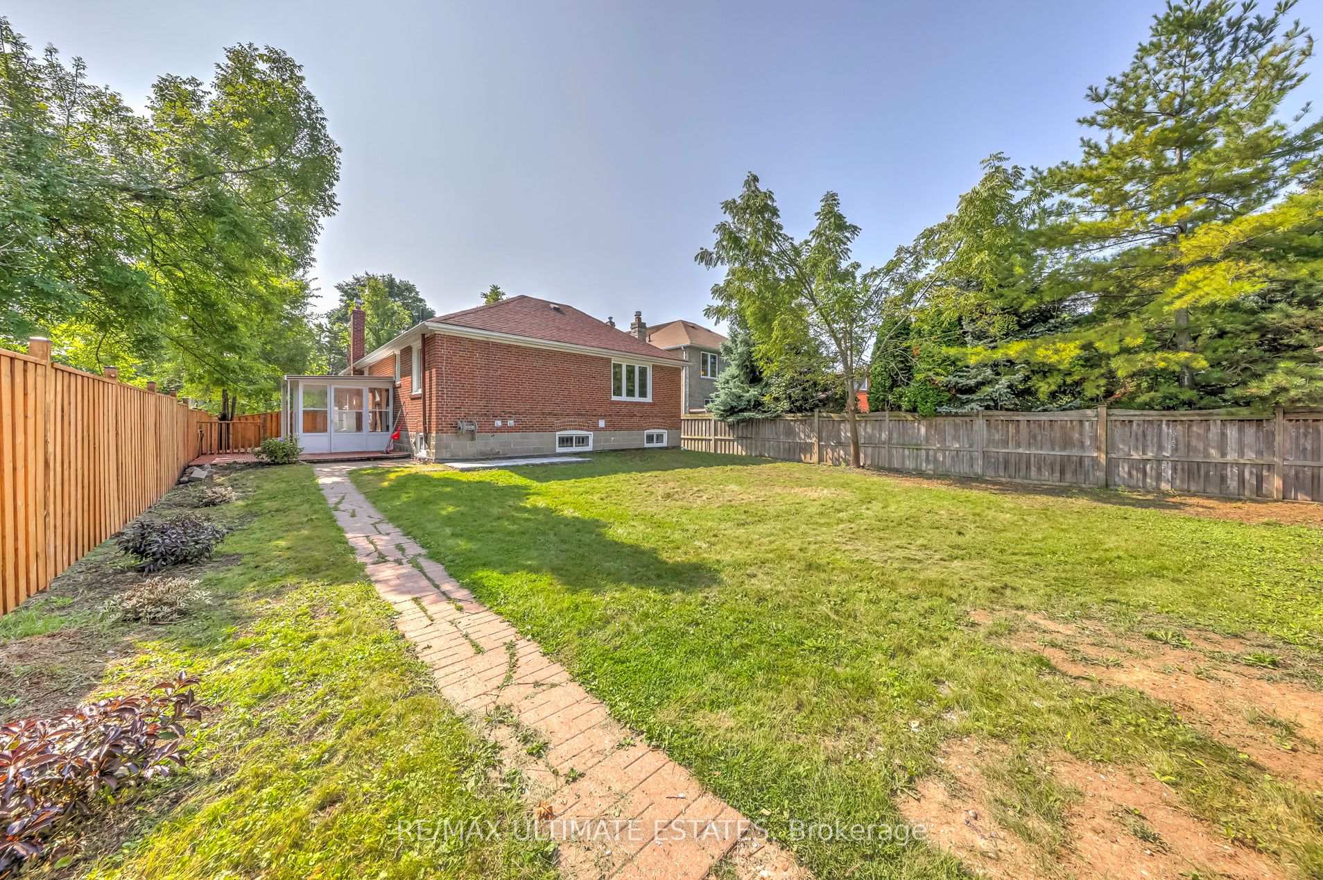 106 Pleasant Ave, Toronto, ON M2M1M1 | 4 Bedroom 4 Bathroom Detached House | Image 31
