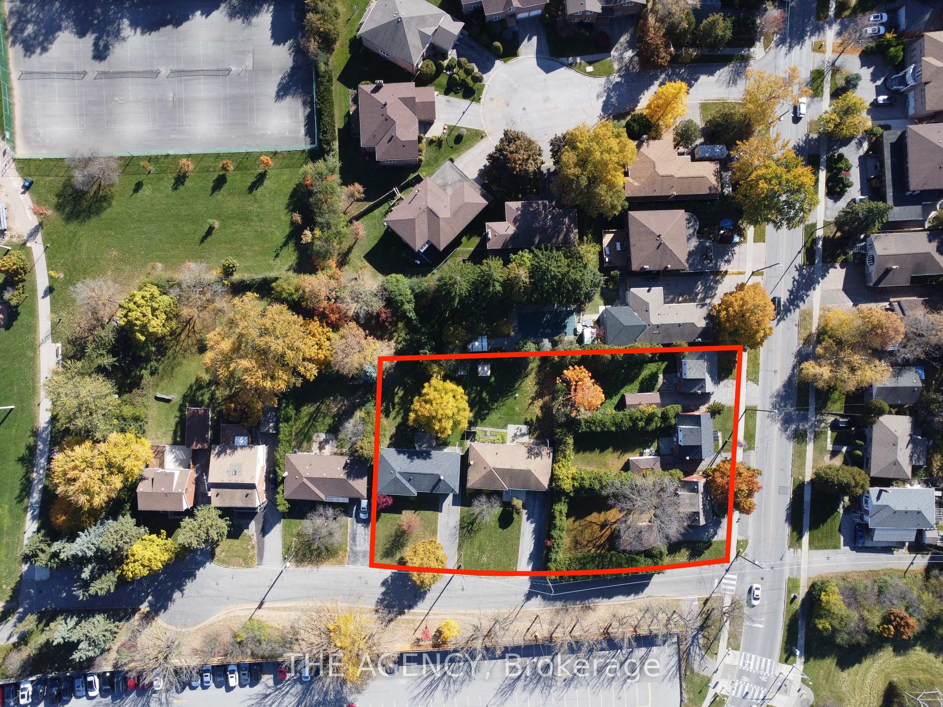 75 Talbot Rd, Toronto, ON M2M1S1 | 3 Bedroom 2 Bathroom Detached House | Image 2