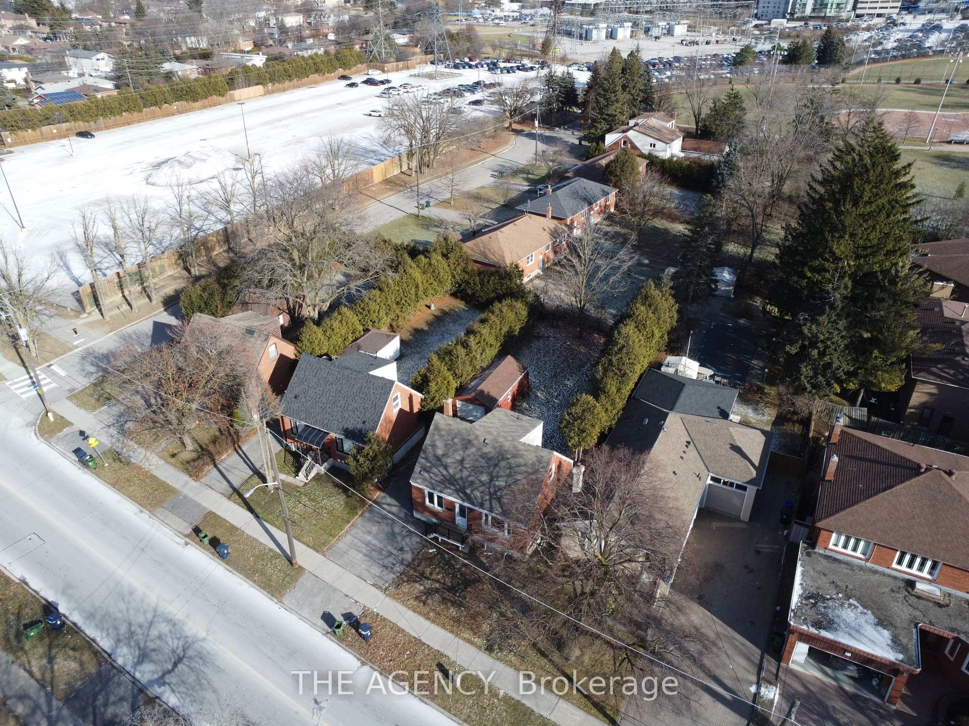 75 Talbot Rd, Toronto, ON M2M1S1 | 3 Bedroom 2 Bathroom Detached House | Image 8