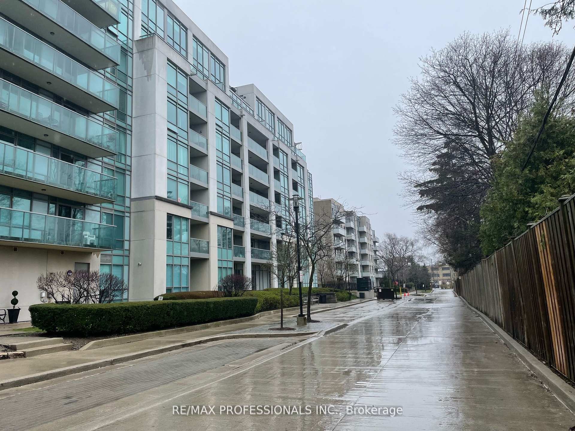 #108 - 3830 Bathurst St, Toronto, ON M3H6C5 | 1 Bedroom 1 Bathroom Condo Apt | Image 8