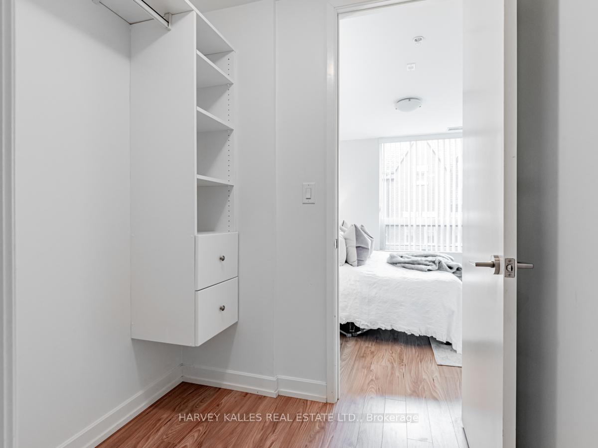 #314 - 377 Madison Ave, Toronto, ON M4V3E1 | 2 Bedroom 2 Bathroom Condo Apt | Image 15