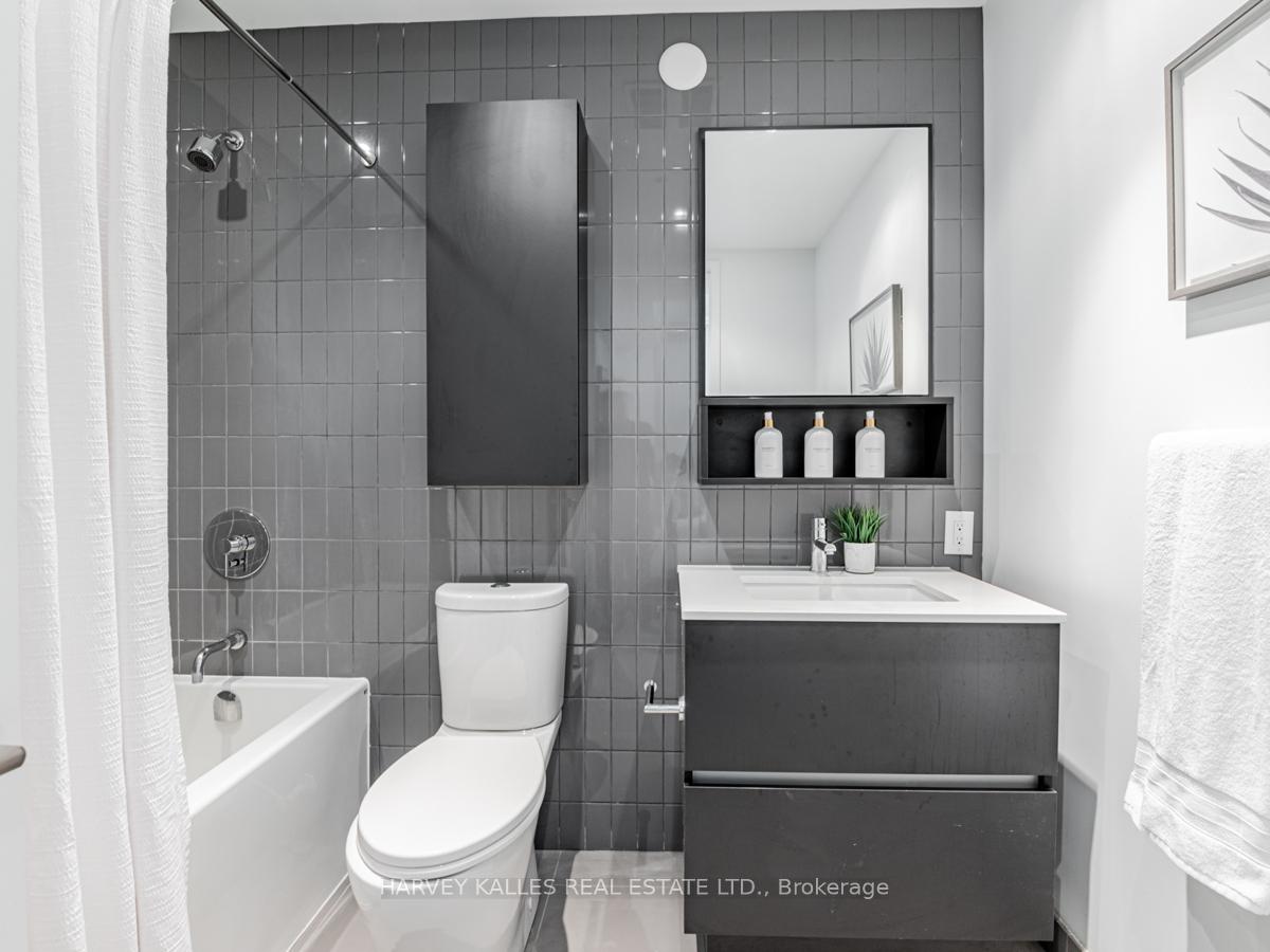 #314 - 377 Madison Ave, Toronto, ON M4V3E1 | 2 Bedroom 2 Bathroom Condo Apt | Image 19
