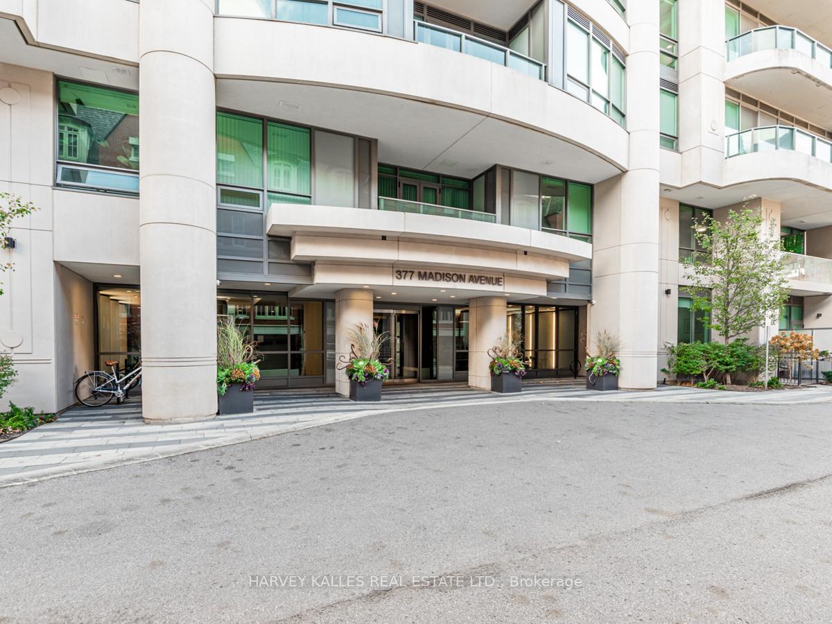 #314 - 377 Madison Ave, Toronto, ON M4V3E1 | 2 Bedroom 2 Bathroom Condo Apt | Image 2