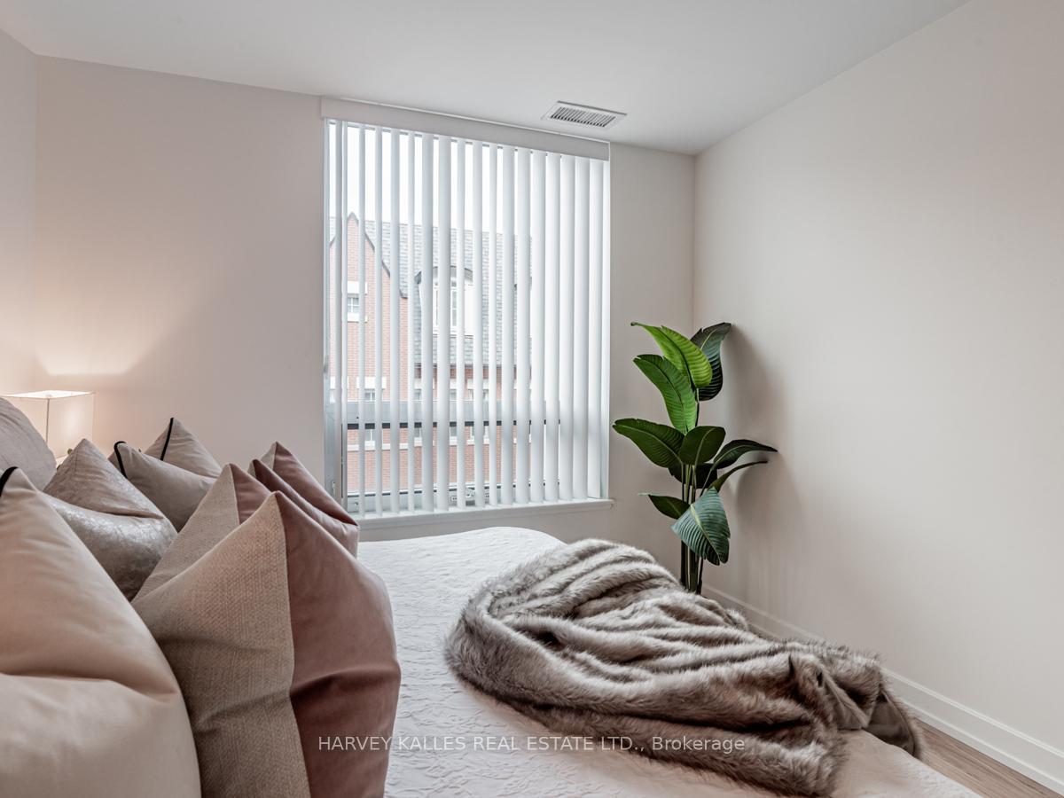 #314 - 377 Madison Ave, Toronto, ON M4V3E1 | 2 Bedroom 2 Bathroom Condo Apt | Image 21