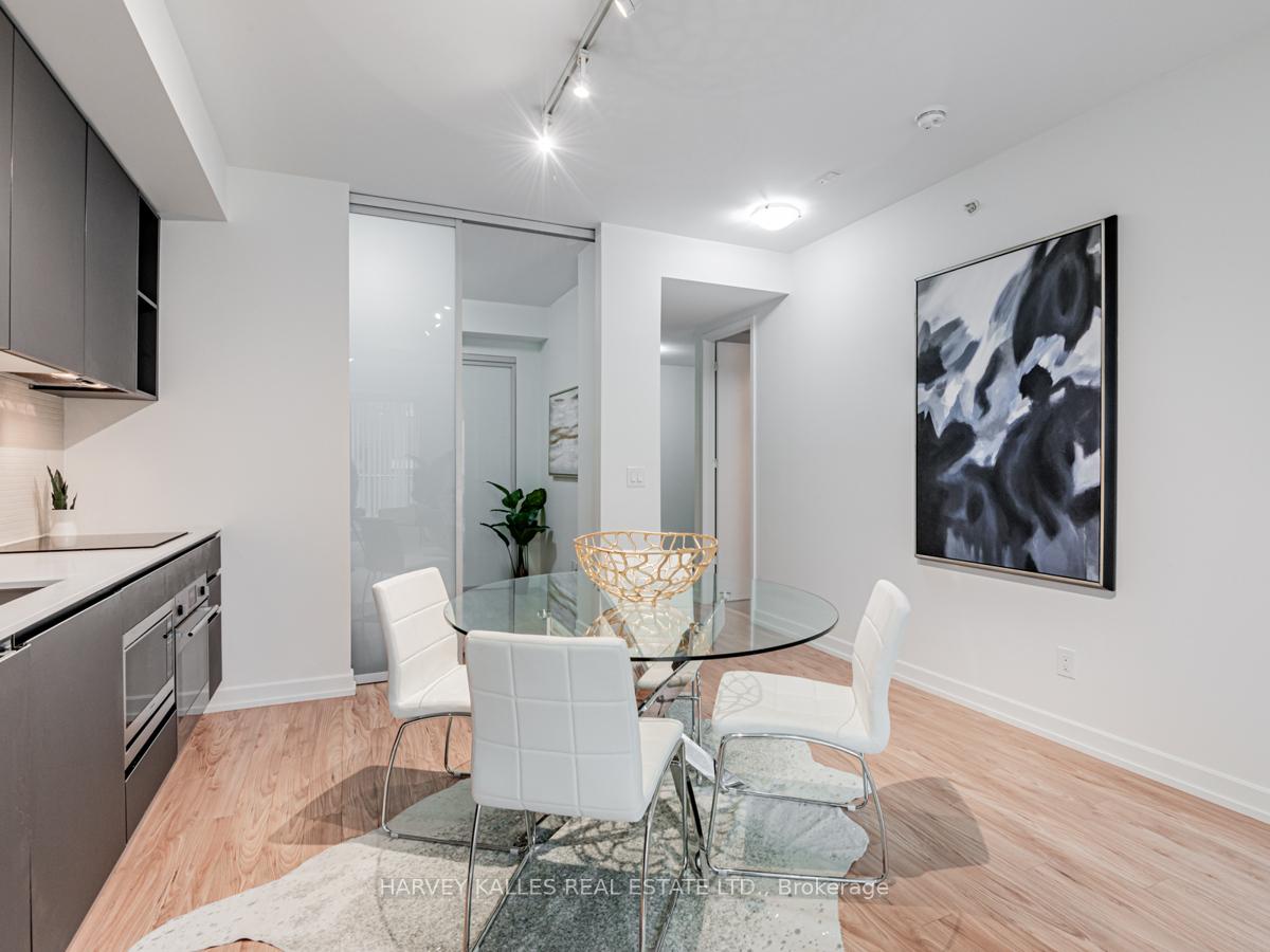 #314 - 377 Madison Ave, Toronto, ON M4V3E1 | 2 Bedroom 2 Bathroom Condo Apt | Image 9