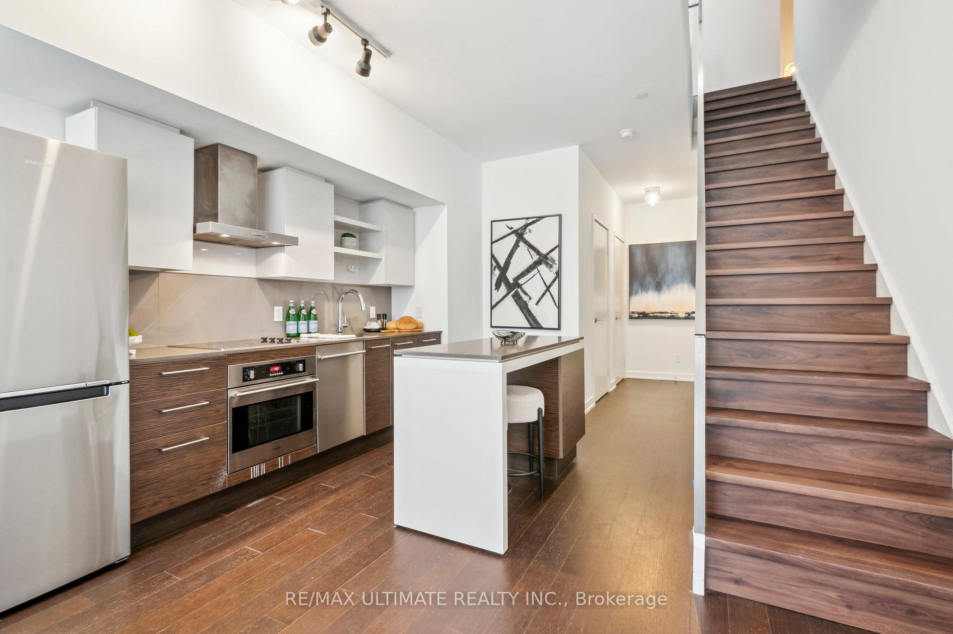 #121 - 1030 King St W, Toronto, ON M6K3N3 | 2 Bedroom 3 Bathroom Condo Townhouse | Image 11