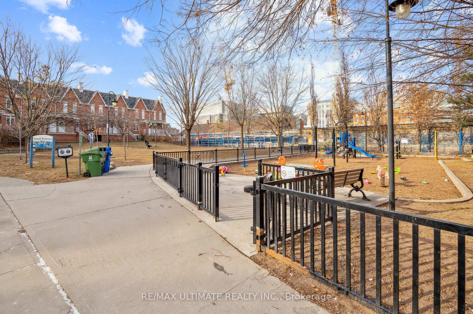 #121 - 1030 King St W, Toronto, ON M6K3N3 | 2 Bedroom 3 Bathroom Condo Townhouse | Image 37