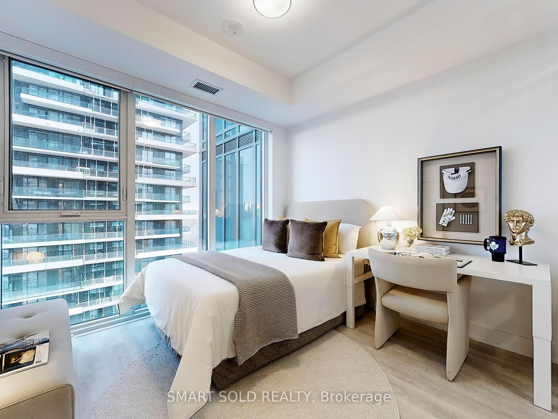 #2335 - 20 Inn On The Park Dr, Toronto, ON M3C0P8 | 2 Bedroom 2 Bathroom Condo Apt | Image 21